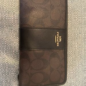 AUTHENTIC COACH Classic SIGNATURE ACCORDION ZIP AROUND WALLET